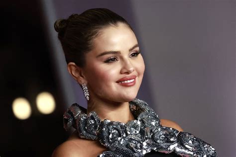 Did Selena Gomez Just Confirm She S Dating Benny Blanco