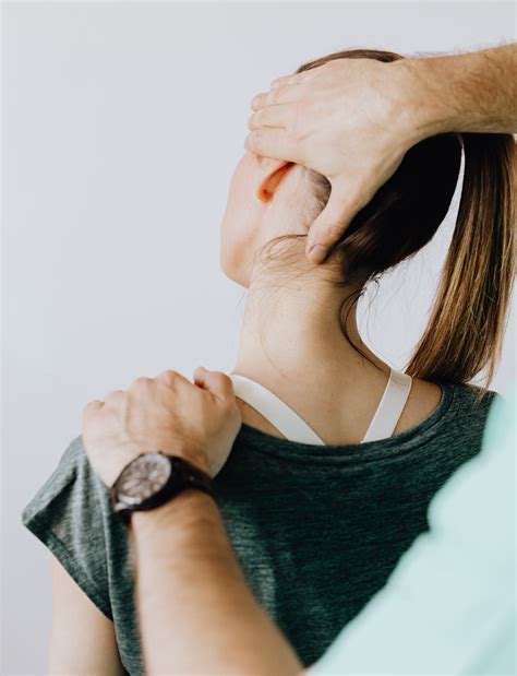 Neck Sprain Treatment - Dr Poh Seng Yew