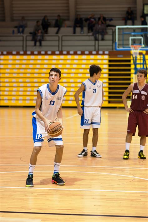 Meloria Under 18 Fa Suo Il Derby Contro L Us QuiLivorno It