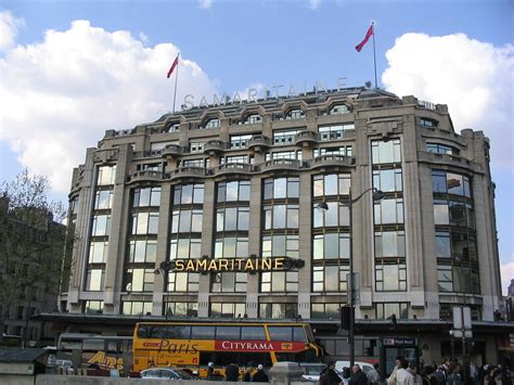 samaritaine building  paris  stock photo freeimages