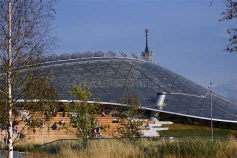 Arquitetura Do Parque De Zaryadye Em Moscou Marco Popular Imagem De