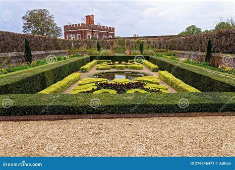 Pond Gardens And Banqueting House Hampton Court Palace Stock Image