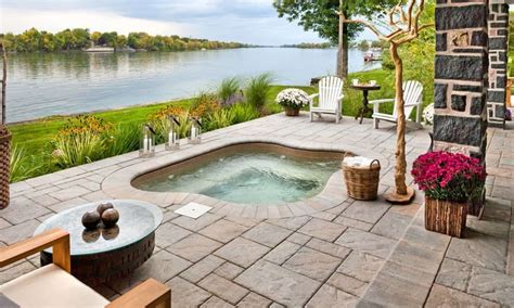 Outdoor Jacuzzi Ideas: Designs, Pros, and Cons [A Complete Guide]