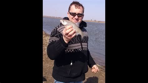 Рыбалка на воблу в Астрахани.Весна 18.04.2015 - YouTube