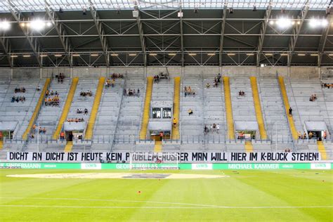 Dynamo Dresden 4500 Fans dürfen in den K Block Ist das der Saison