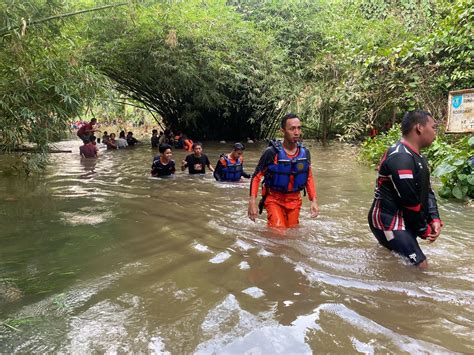 Berenang Di Sungai Bocah 11 Tahun Di Tabalong Hilang Terseret Arus