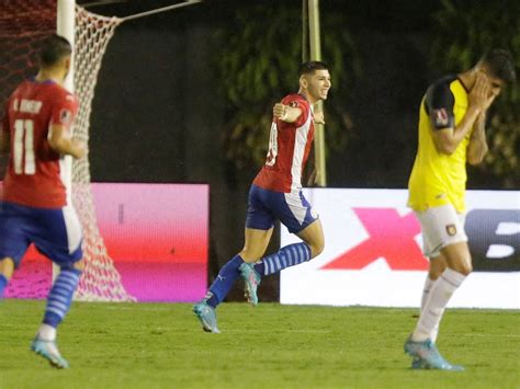 Arsenal Send Scouts To Watch Paraguay International Julio Enciso