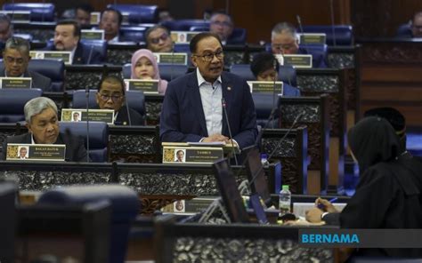 Anwar Dijangka Perjelas Isu Kos Sara Hidup Kutipan Hasil Di Dewan