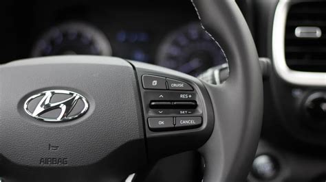 2021 Hyundai Venue Interior Review | Small car big