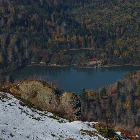 Artvin Borçka Klaskur Yaylası ve Tepeden Karagöl görünümü