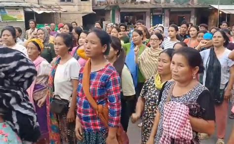 Manipur Live News Manipur Violence Manipur Kuki Zo Tribals Protest