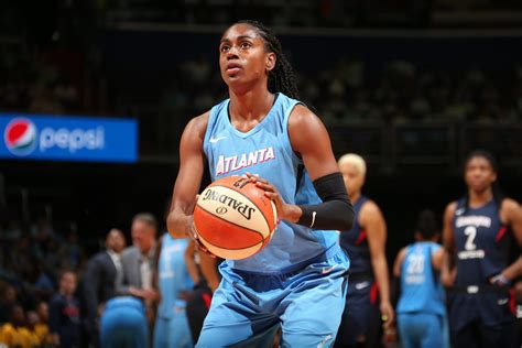 Atlanta Dream: Tiffany Hayes signs multi-year extension with team