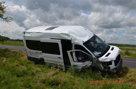 Veol Gyerekeket Sz Ll T Busz Karambolozott Nyir D S Zalahal P K Z Tt