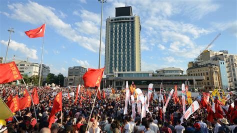 Gezi Park Davas Nda Kavala Ve Atalay N Da Aralar Nda Oldu U Ki Inin