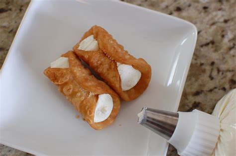 How To Make Homemade Cannoli Shells And Filling — The 350 Degree Oven