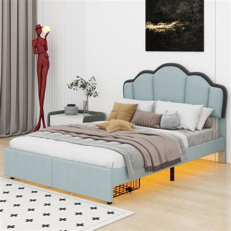 Latitude Run Jante Full Size Upholstered Princess Platform Bed With