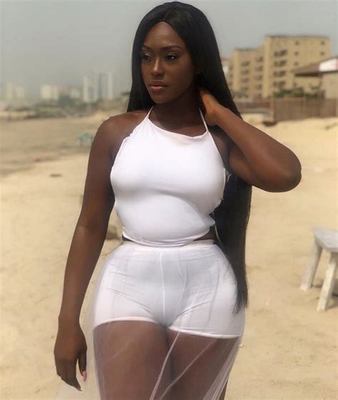 Linda Osifo Replies Follower Who Condemned Her Dressing And Asked Her