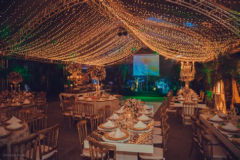 Casamento no campo à noite O encanto do casamento noturno