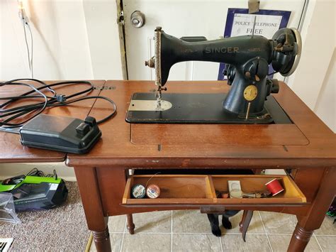 Vintage EE Series Singer Sewing Machine Collectors Weekly