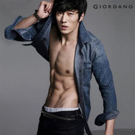 [Pics] Top 10 Hottest Korean Abs Stars | The Priders