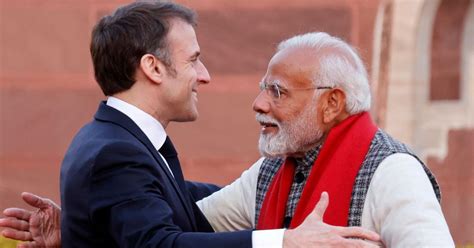 En Inde Emmanuel Macron Et Narendra Modi Affichent Leur Entente Cordiale