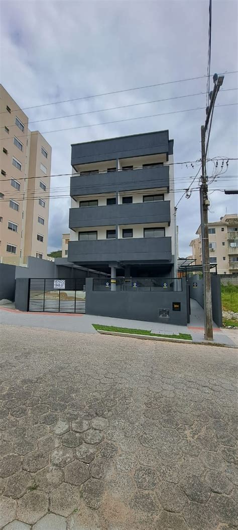 APARTAMENTO RESIDENCIAL em SÃO JOSÉ SC AREIAS Achou Mudou