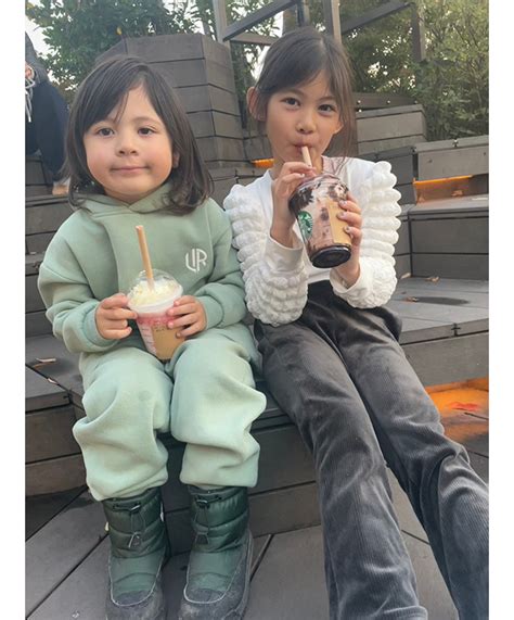 KATE – Number Eight