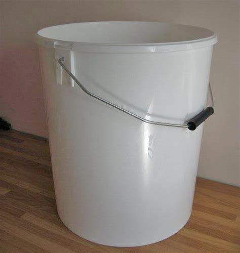 Bucket 20 Litre Smiths Of The Forest Of Dean