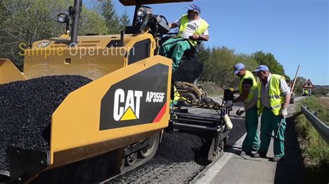 Unimaq Pavimentadora De Asfalto CAT YouTube