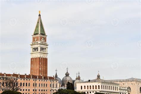 Buildings in Venice, Italy 20985882 Stock Photo at Vecteezy