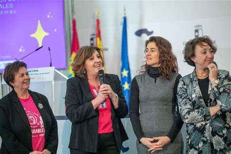 El Empleo Femenino Protagoniza El 58 Por Ciento De Los Puestos De