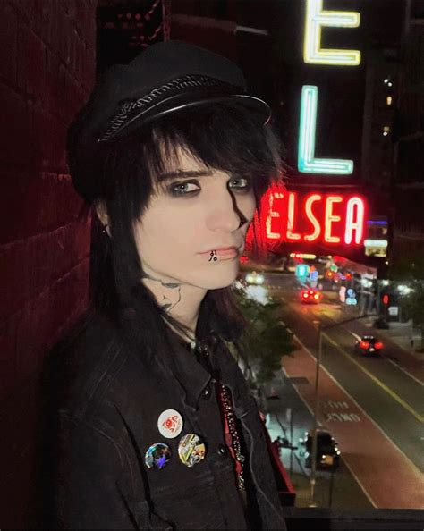 Pin by ᴀᴄᴇ on jjr Johnnie guilbert Hot emo guy Cute emo boys