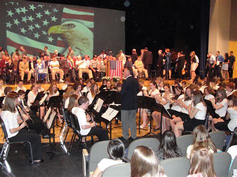 Veterans Honored at Middle School's Memorial Day Assembly | Melrose, MA