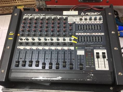 Peavey Xr800 Power Mixer Hobbies And Toys Music And Media Music