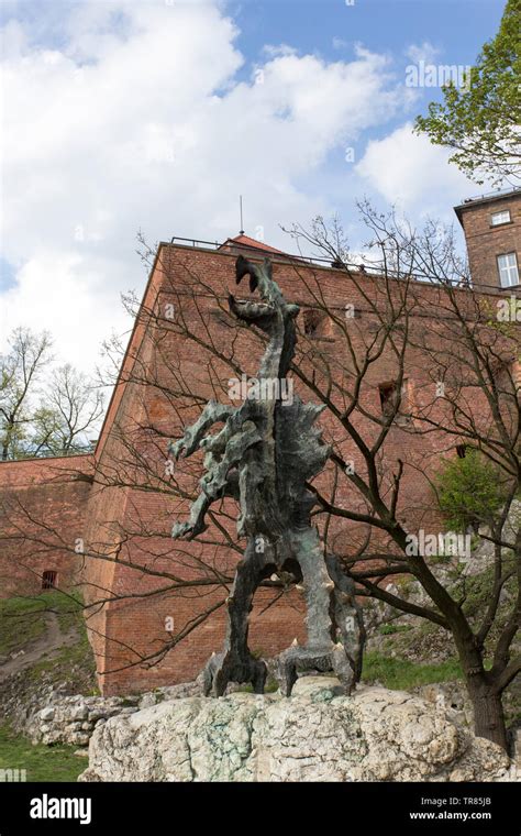 Krakow Poland April Dragon Of Wawel Castle Stock Photo Alamy