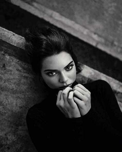 HD Wallpaper Kendall Jenner Women Model Brunette Monochrome Hand