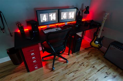 ไอเดียแต่งห้องทำงาน โต๊ะคอม โต๊ะเล่นเกม Gaming Desk High End