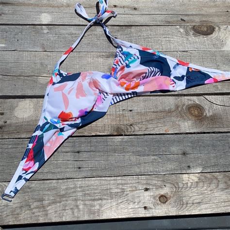 Hapari Swim Euc Hapari Nautabloom Twist Bikini Top In Blue White And Peach Poshmark