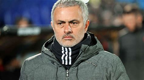 Mercato Manchester United Jos Mourinho Annonce La Couleur Pour Le