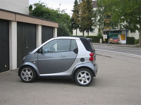 Half Car Caught Full Check Out This Mini Car Quite Common Flickr