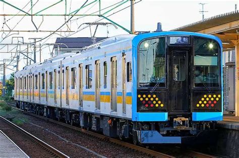 鶴見線用のe131系1000番代t4編成が登場｜鉄道ニュース｜2023年10月27日掲載｜鉄道ファン・railfjp