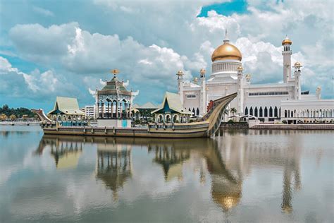 Where is Brunei And 8 Reasons Why You Should Visit!