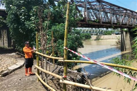 Tebing Sungai Bengawan Solo Di Bojonegoro Longsor Ini Penampakannya