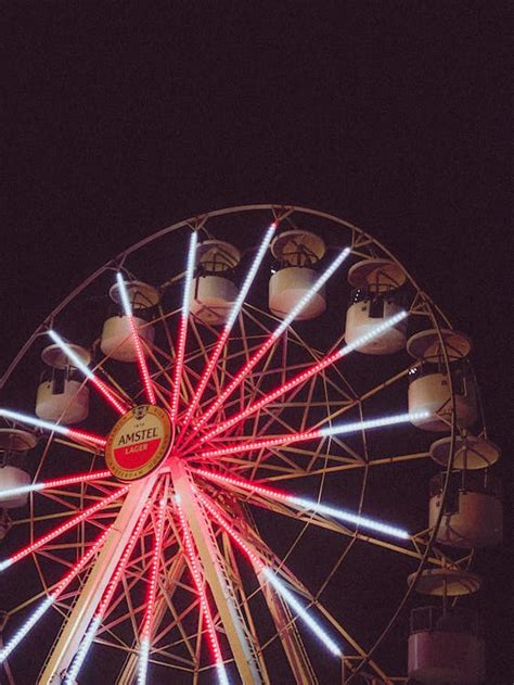 Ferris Wheel in Fairground · Free Stock Photo