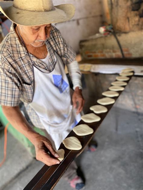 Elaboran Manos Mexiquenses Pan Tradicional Que Abona A La Riqueza De La