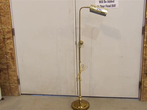 Lot BRASS READING LAMP