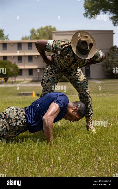 Poolee Marine Corps Recruiting Station Hi Res Stock Photography And