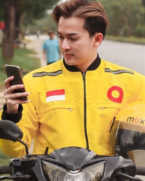 Tarif Ojek Online Batal Naik Hari Ini Kemenhub Masih Butuh Masukan