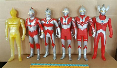 Vintage Ultraman Sofubi Vinyl Cosmos Jack Ace Taro Hobbies And Toys