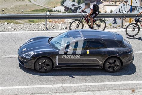 Los Prototipos Del Porsche Taycan Cross Turismo Afrontan Las